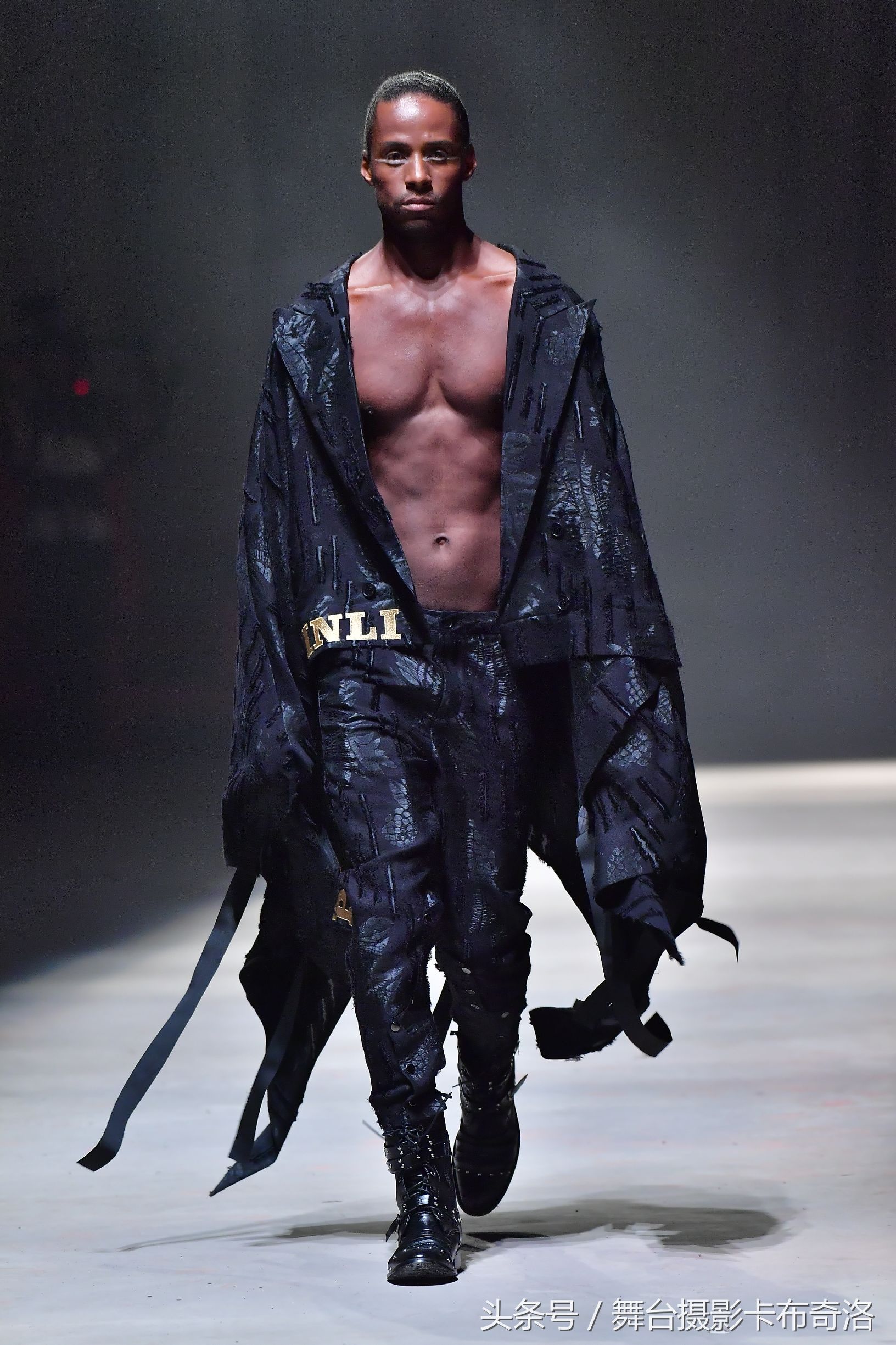 pinli品立男装换季,品立pinli男装皮衣