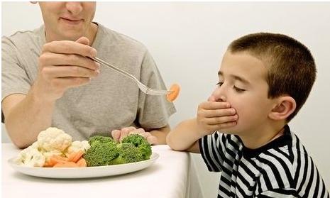 小孩子厌食还特别偏瘦咋办,孩子厌食偏瘦个子矮