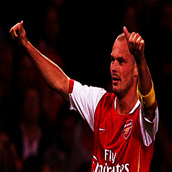 足坛10年代的球星和20年代的球星,致敬现役足坛四大传奇巨星