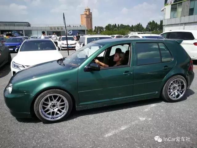 广州牌高尔夫mk4二手车,爆改的老款高尔夫mk4