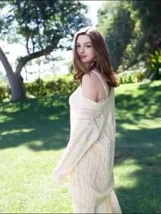 安妮海瑟薇：素食让我更有自制力，素食让我拥有清澈白晰的肌肤