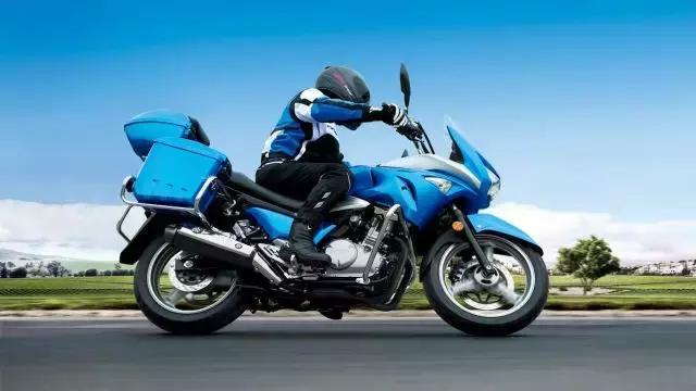 能进藏长途的踏板摩托车有哪些,骑摩托车进藏和开汽车进藏哪个好