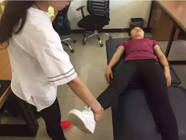 怎么改善髋弹响,外旋弹响髋的运动康复训练