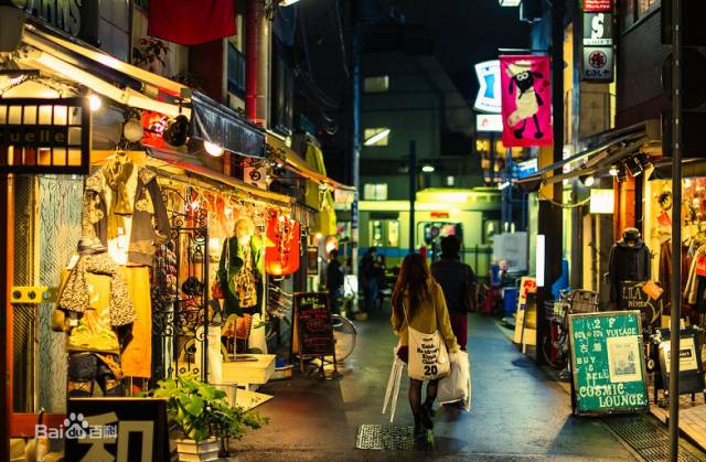 荐剧｜做不了最美花仙子，那就做一只最最欢脱的奇葩吧