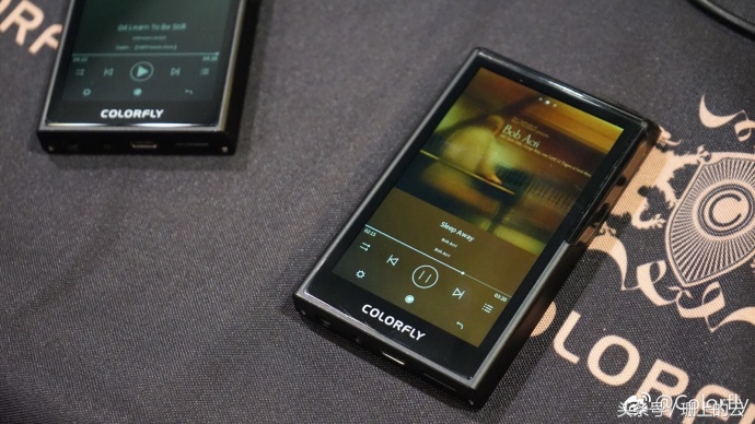 七彩虹c4与c10,七彩虹c10对比c200