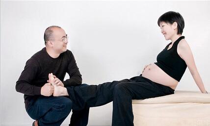 怀孕肚子很饱胃很饿该怎么办,孕妇肚子发紧胃口不舒服了腹泻