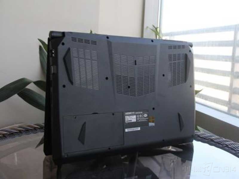 神舟战神和联想拯救者哪个好,神舟战神和联想哪个好