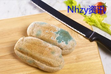 发霉的面包把霉去掉能吃吗,如果吃了发霉食物会怎样