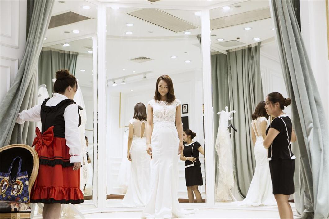 蓝盈莹演技爆发,蓝盈莹芳心荡漾演技