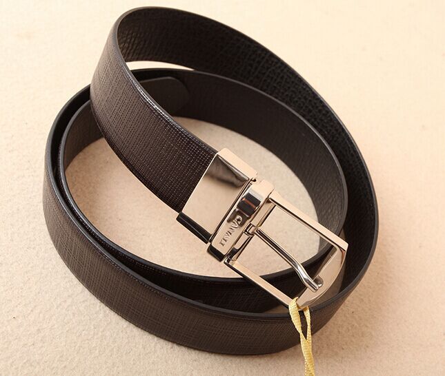 男生怎么穿休闲不尴尬,男人怎么穿好看