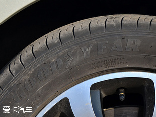 雪铁龙c4世嘉1.6l自动豪华型油耗,雪铁龙c4世嘉是家轿里的佼佼者吗