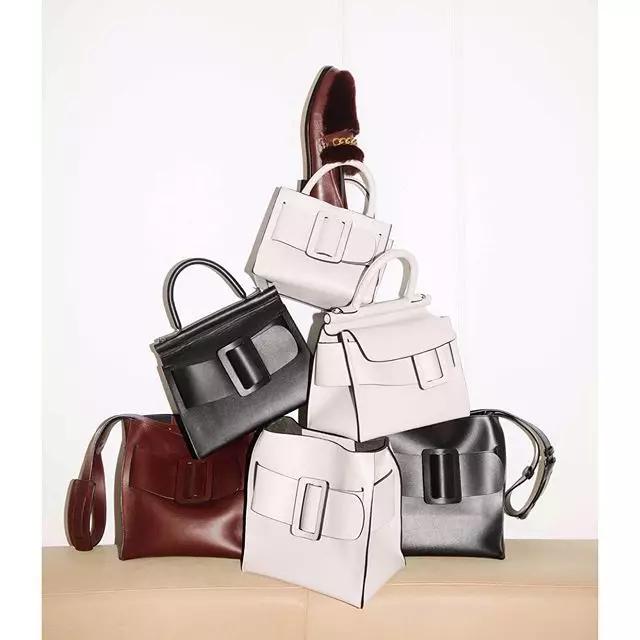 出国旅游穿衣风格,出国度假怎么穿