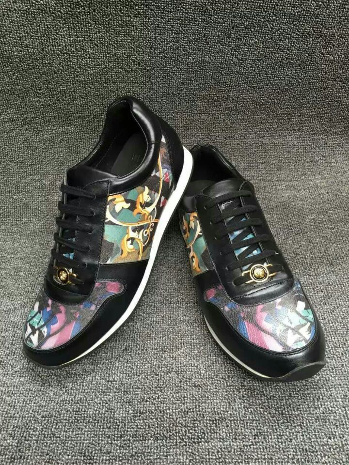 皮带范思哲贵还是gucci贵 (范思哲皮带适合正装还是休闲装)