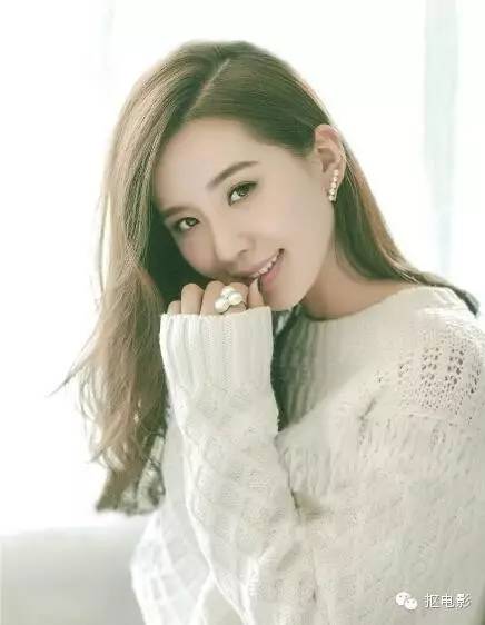 一向低调的隆诗，高调起来10个亿都打不住！