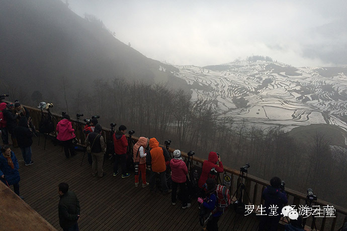 云南旅游攻略必去吃的美食有哪些,云南吃些什么特色美食