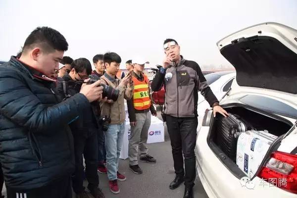 试驾一天之后的感悟,中型车对比试驾视频