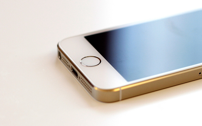 为什么不买iphonese3,为什么不买iphone银色