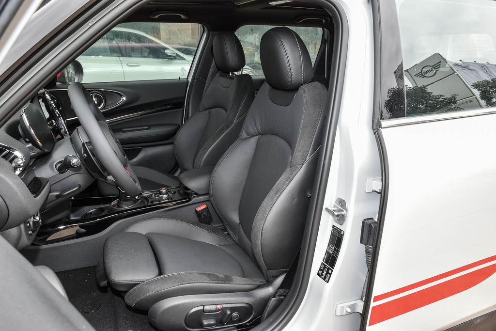 jcwclubman六门版2023款,jcwclubman最新款