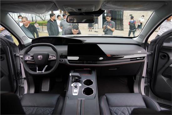 长安uni-k是新能源还是混动,长安uni-k豪华版怎么样