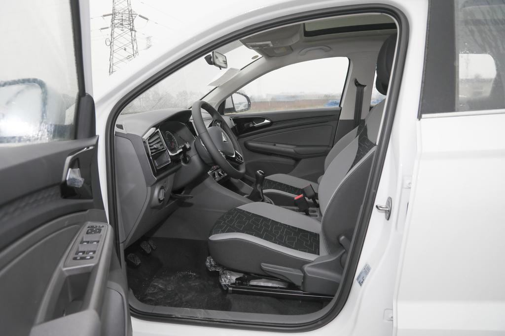 捷达suv新款vs7多少钱,捷达vs7跟哈弗h6选哪个