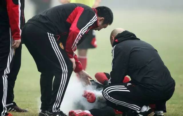 必看的足球运动员纪录片,经常看足球比赛有什么好处