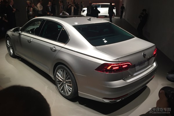 2015日内瓦车展,2024日内瓦车展有什么车