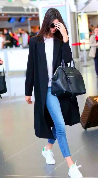 现在有什么夏天穿的好看的小白鞋 (有什么好看的百搭小白鞋)