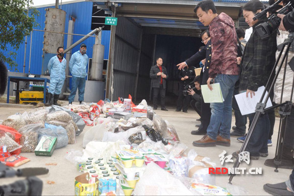 这些东西不要再邮寄携带了湖南烧毁一批禁止入境物品