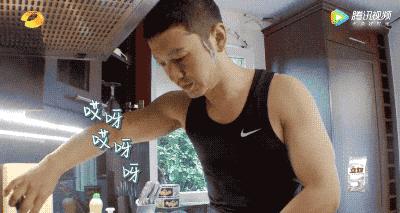 大表姐刘雯中性,刘雯杨颖