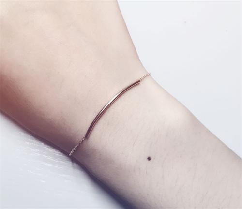 锁骨项链装饰效果图,夸张锁骨项链装饰