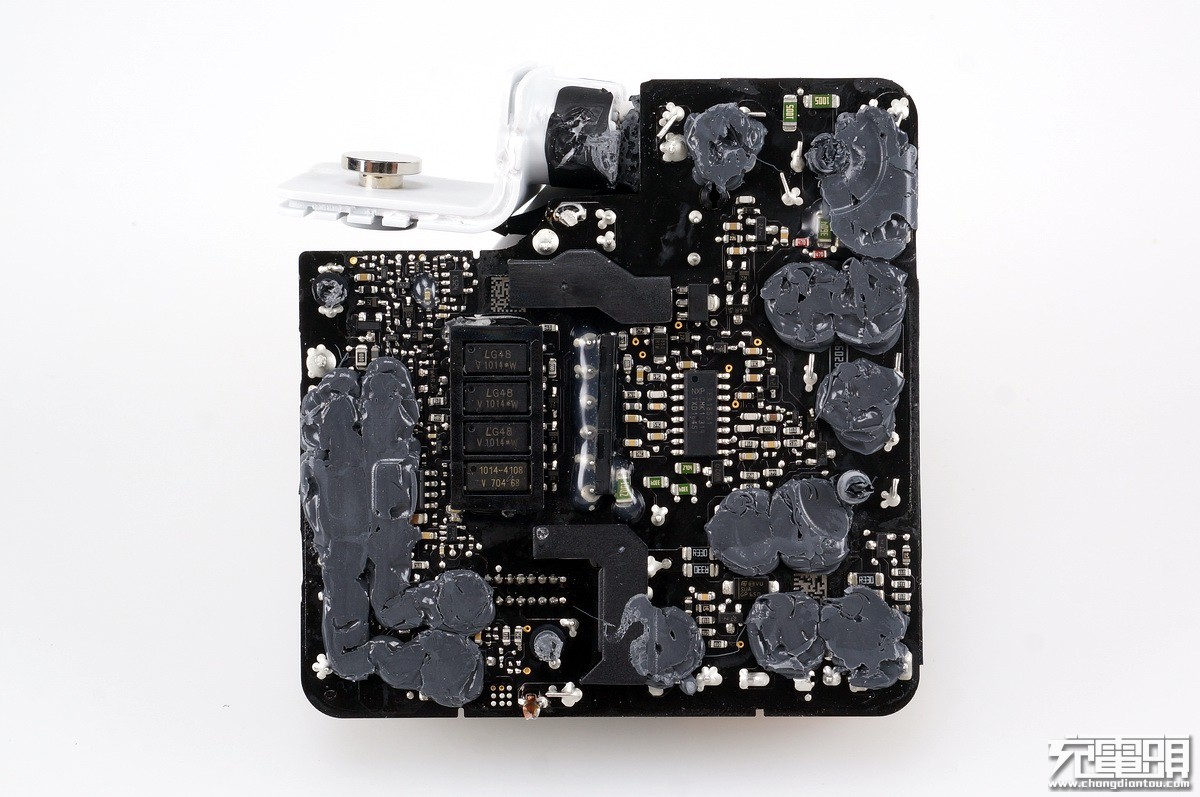 6650毫安充电器,628元电池充电器