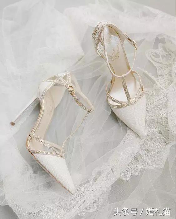 不会穿高跟鞋的怎么选婚鞋,婚鞋必须穿一天么
