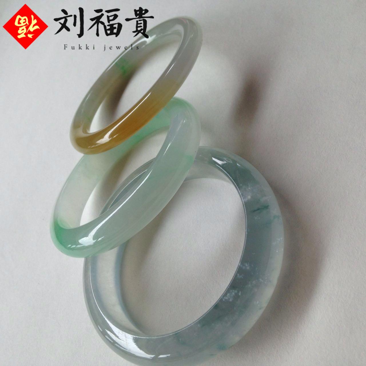 为什么有些翡翠是黑色的,你的翡翠变种了吗