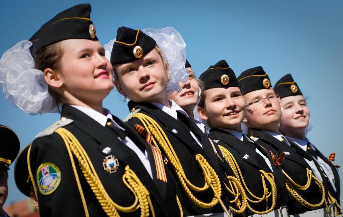 各国女兵中国女兵最帅,各国女兵阅兵颜值对比