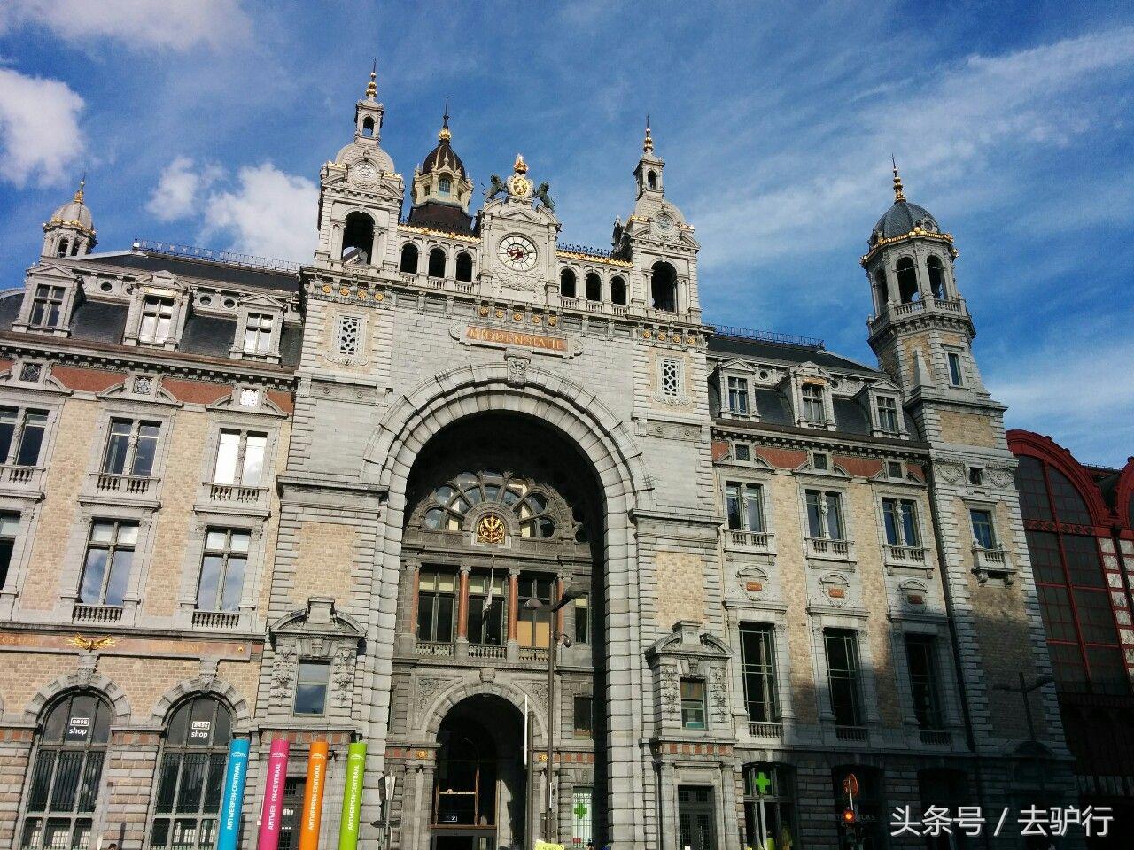 这条街女人会为它不惜一切，男人会为它掏空钱包