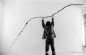 墙裂不处理会越来越严重吗,补的墙怎么防止开裂