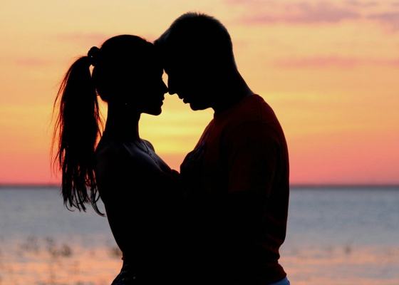 老婆给我戴绿帽子，但是我很爱她，我还能怎么办？