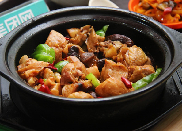 黄焖鸡在美国火了,黄焖鸡都已经走出国门了