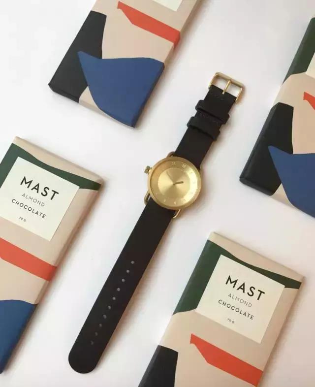 不搞块够屌的表，小姐姐怎么会跟你跑？！