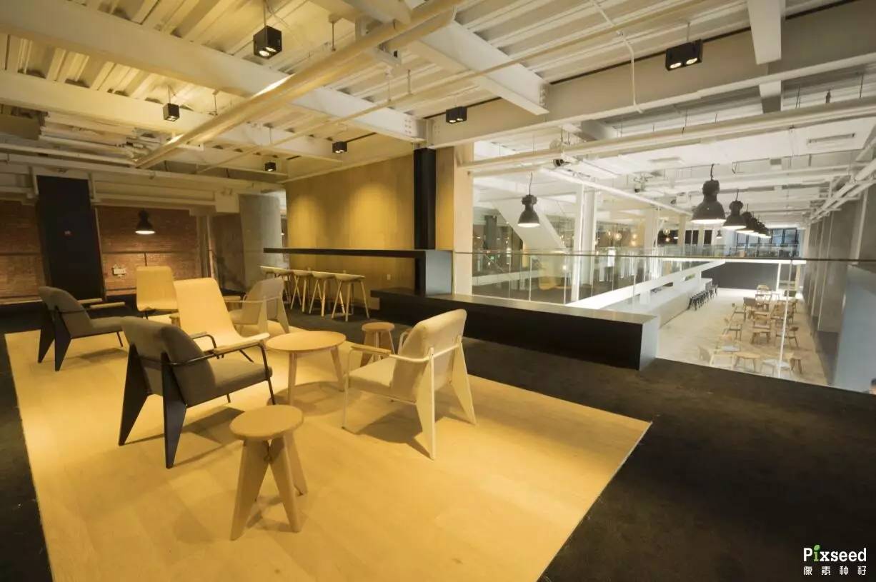 游戏or网购谁更烧钱？网购女透支10万，男友欲自杀！