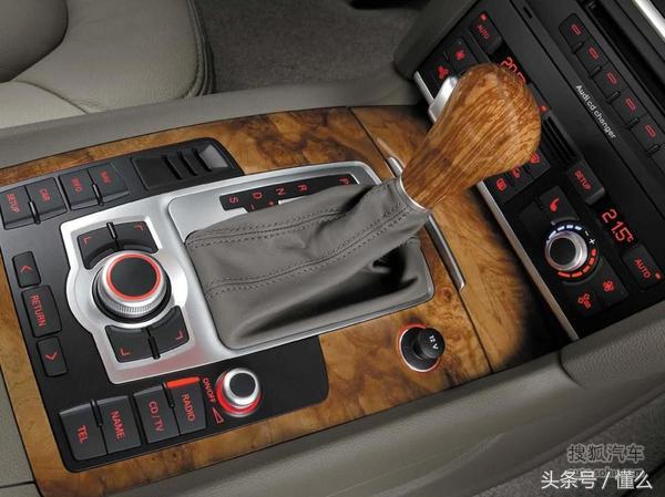 奥迪q7最好的一代车型,全新一代奥迪q7suv