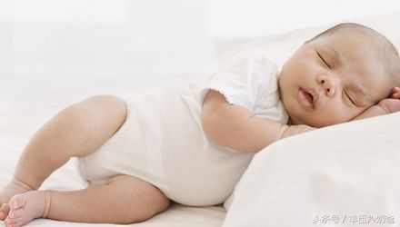 盘点四种宝宝常见睡姿,宝宝喜欢趴睡怎么纠正宝宝睡姿
