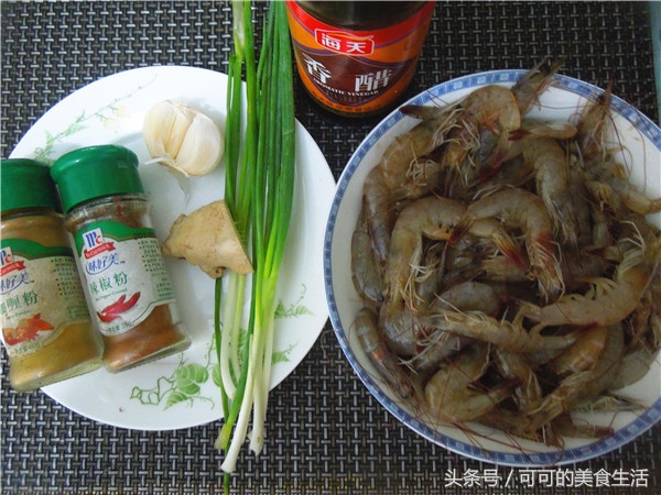 虾怎么去除腥味,白灼虾的正确做法怎么去除虾线