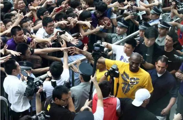 恭喜科比39岁生日快乐,科比44岁生日快乐英文