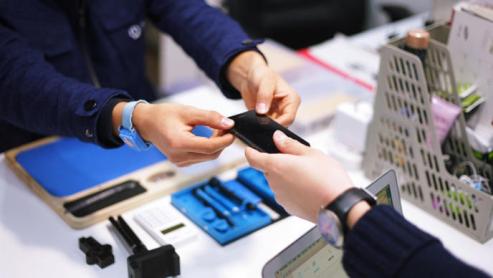 手机发票丢了能保修吗,手机三包内不给维修