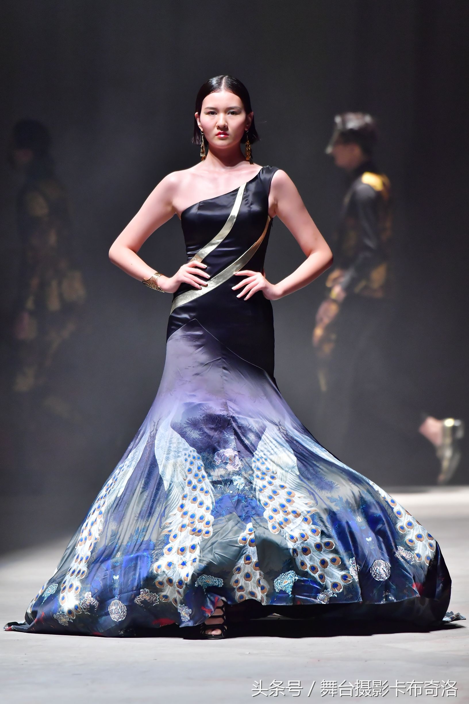 pinli品立男装换季,品立pinli男装皮衣