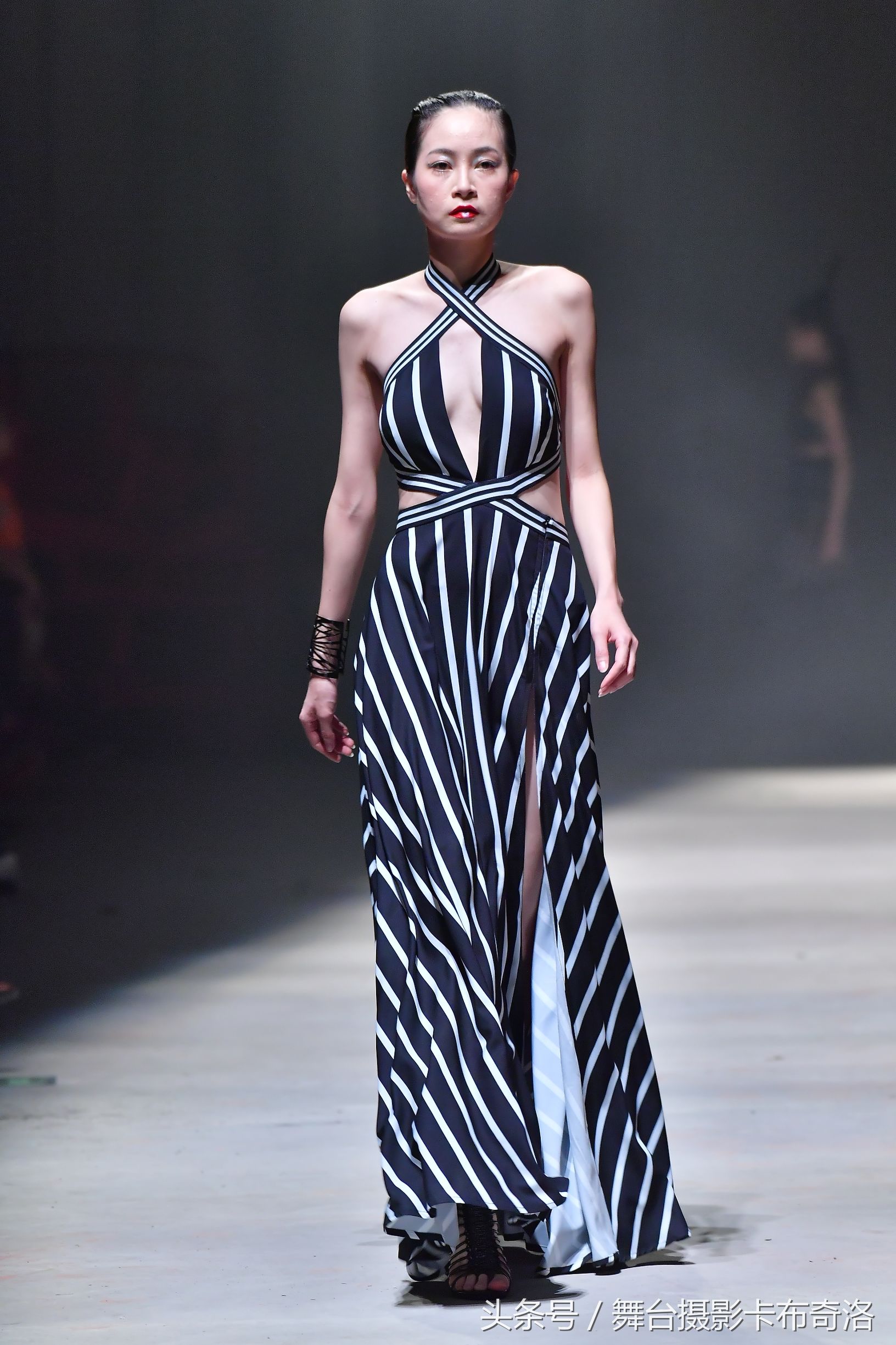 pinli品立男装换季,品立pinli男装皮衣