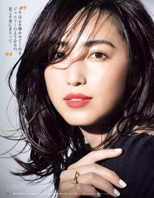 水光妆vs哑光妆,日系护肤pk韩系护肤