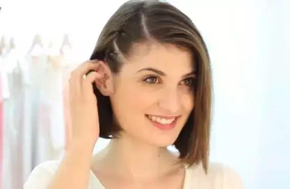 头发乱怎么扎低丸子头,头发尴尬期的各种扎法