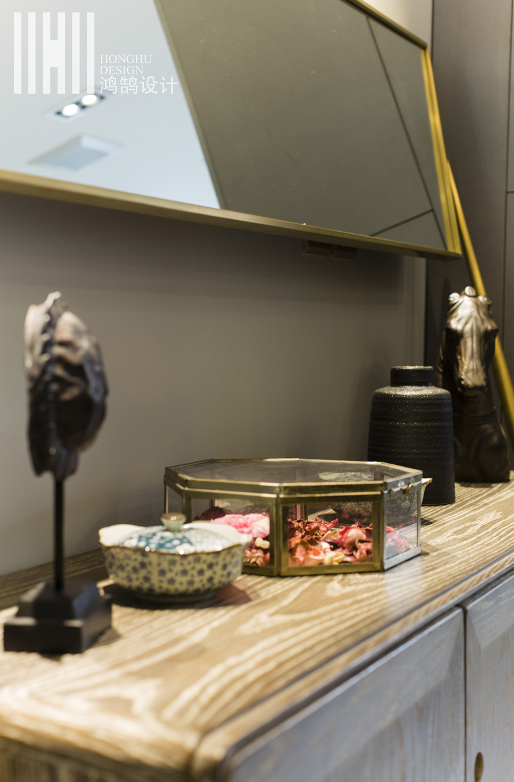 芜湖装修公司鸿鹄设计：这个家和贺函家找的是同一个设计师吧！